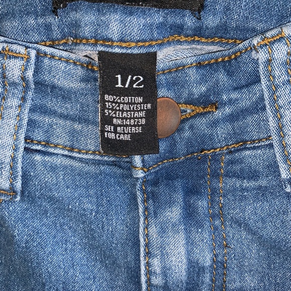 Light Medium Wash Distressed Jeans - Picture 6 of 9